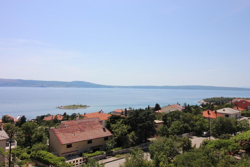 Apartments Manda Novi Vinodolski Bagian luar foto