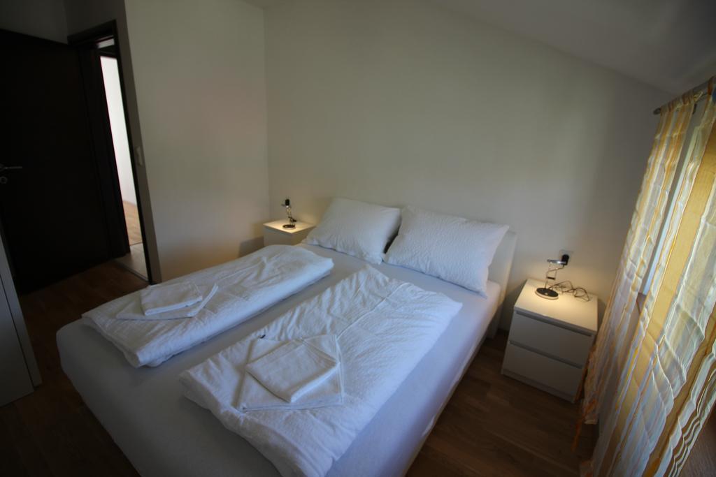 Apartments Manda Novi Vinodolski Bagian luar foto